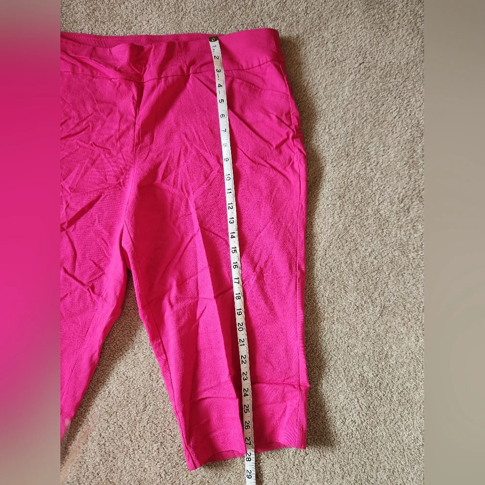 CJ Banks Pink Capris - Picture 5 of 5